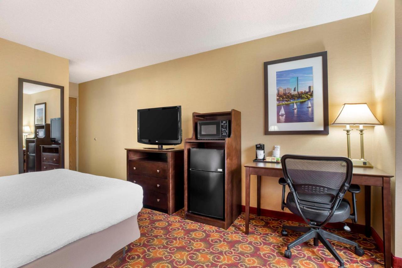 Best Western Plus The Inn At Sharon/Foxboro Ngoại thất bức ảnh