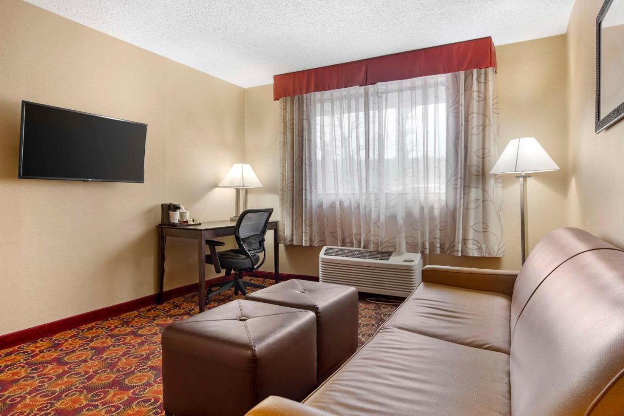 Best Western Plus The Inn At Sharon/Foxboro Ngoại thất bức ảnh
