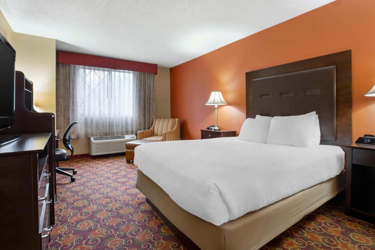 Best Western Plus The Inn At Sharon/Foxboro Ngoại thất bức ảnh