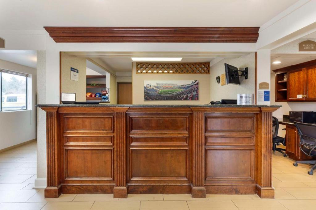 Best Western Plus The Inn At Sharon/Foxboro Ngoại thất bức ảnh