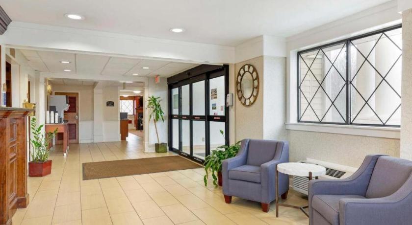 Best Western Plus The Inn At Sharon/Foxboro Ngoại thất bức ảnh