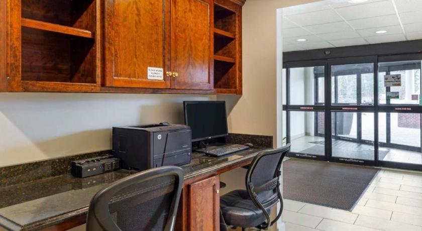 Best Western Plus The Inn At Sharon/Foxboro Ngoại thất bức ảnh