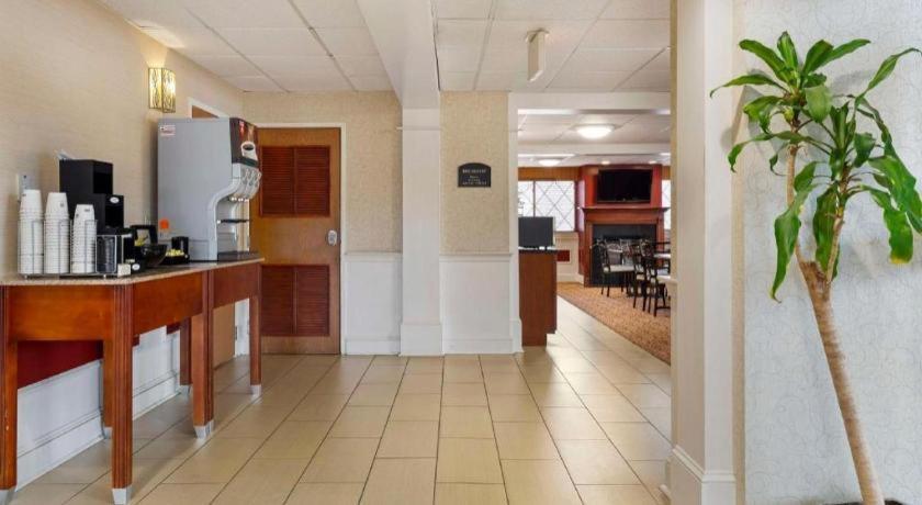 Best Western Plus The Inn At Sharon/Foxboro Ngoại thất bức ảnh